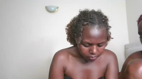 pretty_empress online show from July 2026 10:47:01 PM