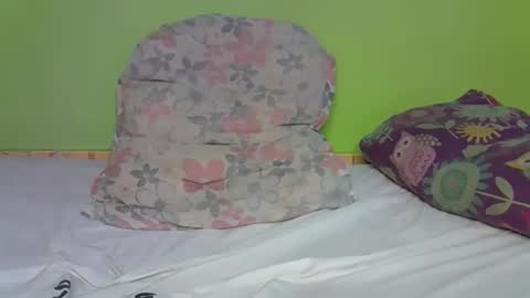 Snapshot of pretty_g2 chatting on October 2025 07:06:02 AM pretty_g2 online show from October 2025 07:06:02 AM