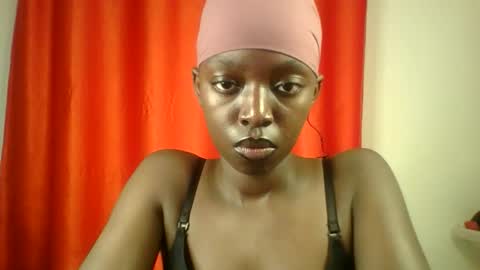 Snapshot of pretty_hearts chatting on March 2026 02:58:01 AM Shillah online show from March 2026 02:58:01 AM