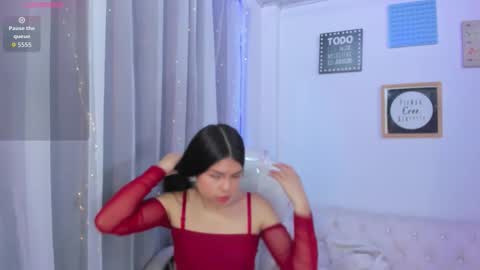 Snapshot of pretty_johnson_ chatting on October 2025 12:04:02 PM pretty online show from October 2025 12:04:02 PM