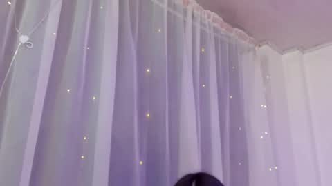 Snapshot of pretty_johnson_ chatting on November 2025 11:36:02 AM pretty online show from November 2025 11:36:02 AM