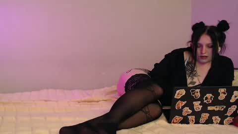 Snapshot of pretty_kriass chatting on February 2025 07:55:01 PM Pretty Kriss online show from February 2025 07:55:01 PM