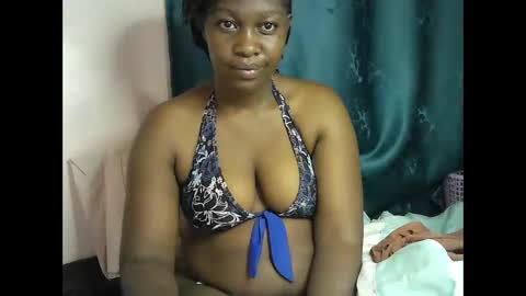 Snapshot of pretty_kylah chatting on October 2025 02:12:01 AM pretty_kylah online show from October 2025 02:12:01 AM