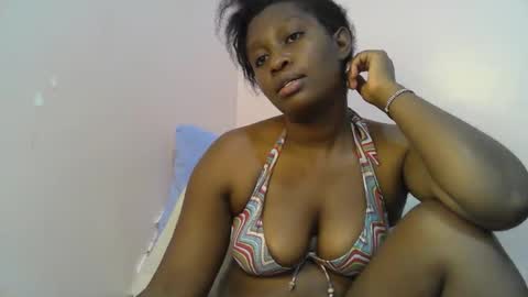 pretty_kylah online show from November 2025 09:31:01 AM