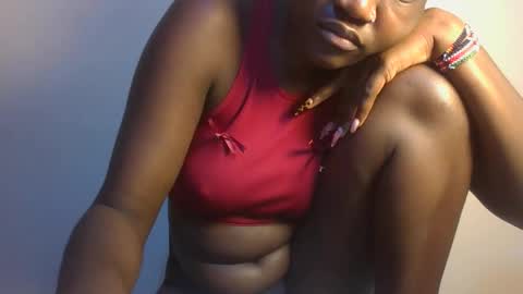 Snapshot of pretty_lucie chatting on April 2026 02:07:01 AM pretty_lucie online show from April 2026 02:07:01 AM