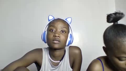 pretty luv1 online show from January 2026 07:11:01 PM