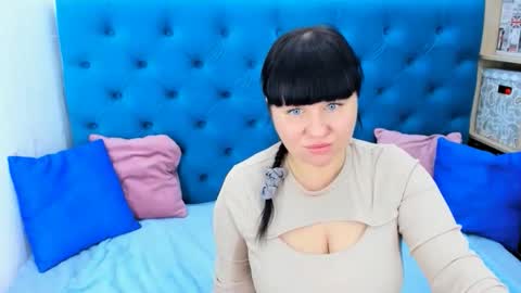 pretty_malika online show from November 2025 04:02:02 AM