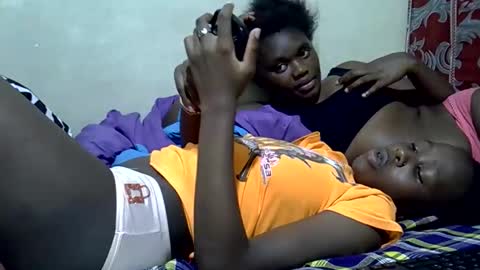 pretty_melan online show from February 2026 10:08:01 PM