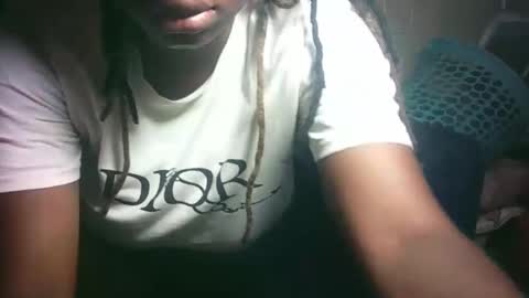 Snapshot of pretty_milan chatting on April 2026 09:07:01 AM pretty_milan online show from April 2026 09:07:01 AM