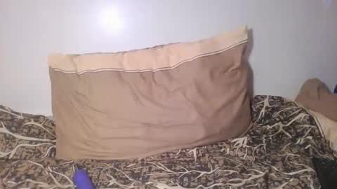 pretty_milla03 online show from April 2026 11:07:02 PM