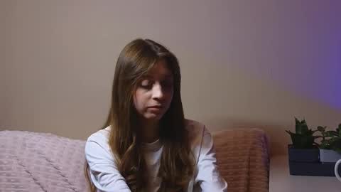 Emily online show from November 2025 05:48:02 PM