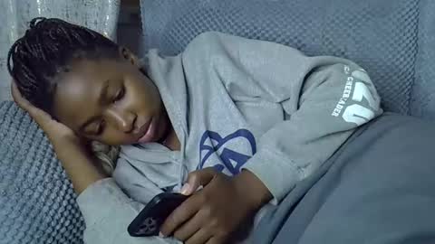 Snapshot of pretty_petite24 chatting on March 2026 01:16:02 PM pretty_petite24 online show from March 2026 01:16:02 PM