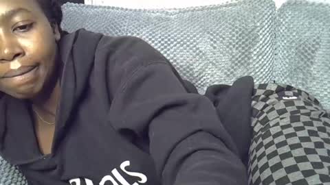 pretty_petite24 online show from June 2026 08:31:01 AM