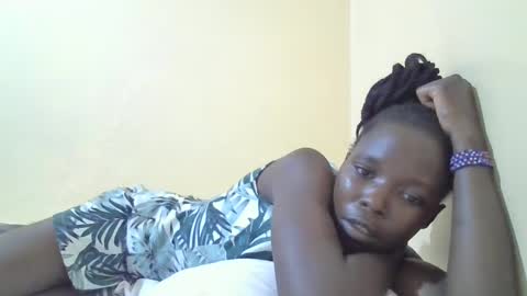 pretty_petite_ebony online show from February 2025 09:11:02 PM