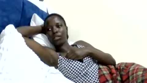 pretty_petite_ebony online show from July 2026 06:46:02 PM