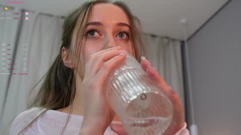 Elina online show from January 2025 02:35:01 AM