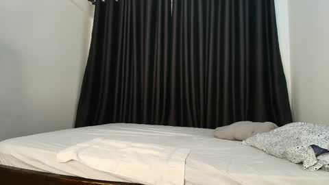 pretty_sexxxy online show from April 2026 07:14:01 PM