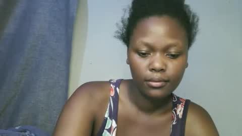 pretty_shanz online show from October 2025 04:13:01 AM