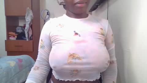 Snapshot of pretty_shila chatting on March 2026 10:21:01 AM pretty_shila online show from March 2026 10:21:01 AM