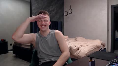 Snapshot of pretty_sweety chatting on November 2025 09:29:01 AM Justin online show from November 2025 09:29:01 AM