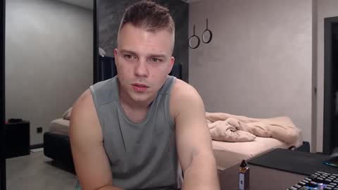 Snapshot of pretty_sweety chatting on November 2025 05:51:02 AM Justin online show from November 2025 05:51:02 AM