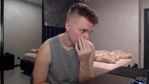 Snapshot of pretty_sweety chatting on November 2025 05:50:02 AM Justin online show from November 2025 05:50:02 AM