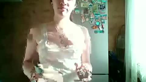 Snapshot of prettybella_7 chatting on July 2026 03:22:02 AM Bella online show from July 2026 03:22:02 AM