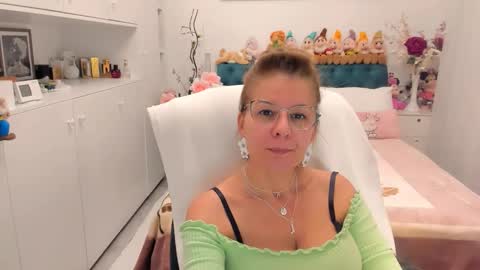 wilma online show from October 2025 09:19:02 PM