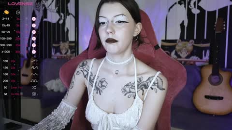 Violet online show from December 2024 01:11:02 PM