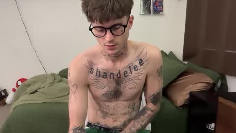 Snapshot of prettyboyszn chatting on March 2026 01:55:01 AM pretty boy online show from March 2026 01:55:01 AM