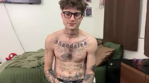 Snapshot of prettyboyszn chatting on March 2026 03:08:02 AM pretty boy online show from March 2026 03:08:02 AM