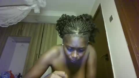 Snapshot of prettydulce chatting on April 2026 03:13:02 AM prettydulce online show from April 2026 03:13:02 AM