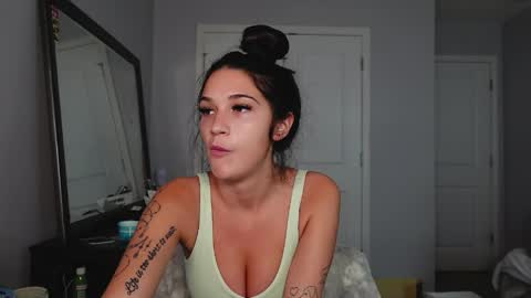 prettygirllltorii online show from April 2026 08:25:02 PM