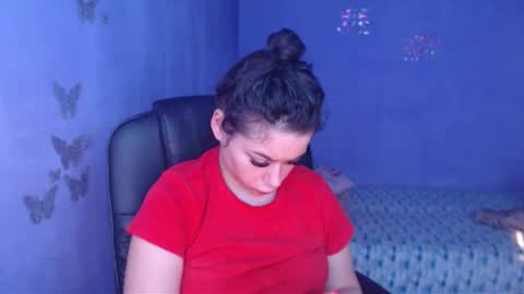 prettyjulliette online show from February 2025 12:47:01 PM