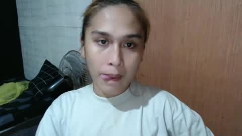 Snapshot of prettykate_04 chatting on January 2025 07:21:02 PM Kate online show from January 2025 07:21:02 PM