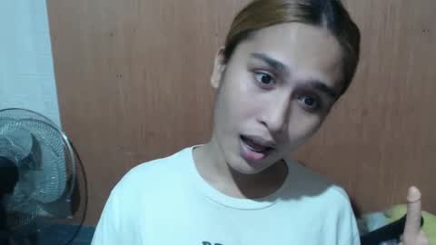 Snapshot of prettykate_04 chatting on January 2025 10:24:01 PM Kate online show from January 2025 10:24:01 PM