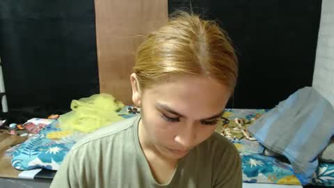 Snapshot of prettykate_04 chatting on January 2025 05:00:02 AM Kate online show from January 2025 05:00:02 AM