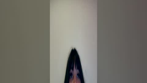 prettylatinamomma01 online show from June 2026 07:12:02 PM
