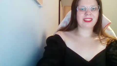 Lisa online show from January 2025 07:04:01 PM