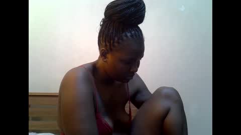 LILIAN online show from April 2026 01:22:02 PM