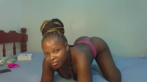 Snapshot of prettymelly_ chatting on May 2026 06:41:02 AM Melly online show from May 2026 06:41:02 AM