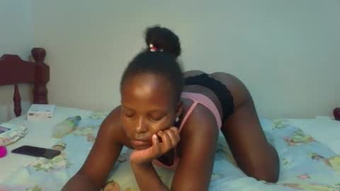 Snapshot of prettymelly_ chatting on May 2026 06:09:01 PM Melly online show from May 2026 06:09:01 PM