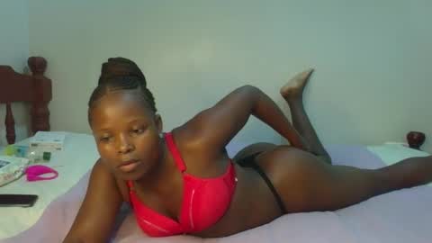 Snapshot of prettymelly_ chatting on June 2026 06:46:02 PM Melly online show from June 2026 06:46:02 PM