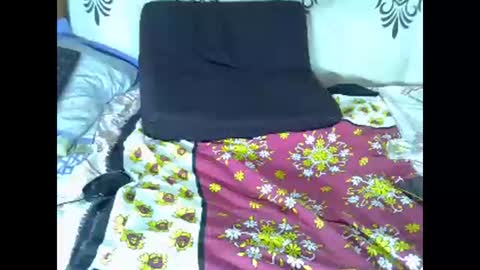 Snapshot of prettymish25 chatting on January 2025 05:15:02 AM prettymish25 online show from January 2025 05:15:02 AM