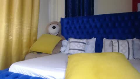 sasha online show from November 2025 09:39:01 AM