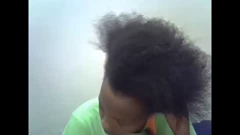 Snapshot of prettyqueenn1 chatting on December 2024 02:22:02 PM sharon online show from December 2024 02:22:02 PM