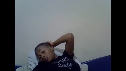 Snapshot of prettyqueenn1 chatting on January 2025 11:50:01 AM sharon online show from January 2025 11:50:01 AM