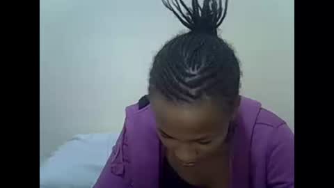 Snapshot of prettyqueenn1 chatting on February 2025 12:47:02 PM sharon online show from February 2025 12:47:02 PM