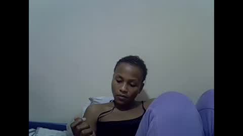 Snapshot of prettyqueenn1 chatting on February 2025 04:29:01 PM sharon online show from February 2025 04:29:01 PM