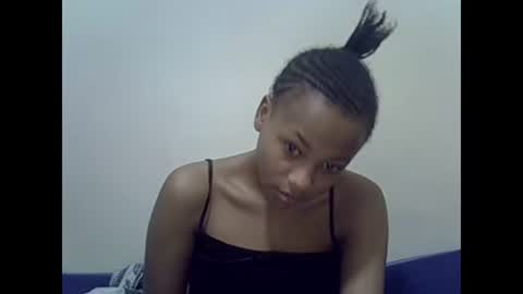 Snapshot of prettyqueenn1 chatting on February 2025 01:11:01 PM sharon online show from February 2025 01:11:01 PM